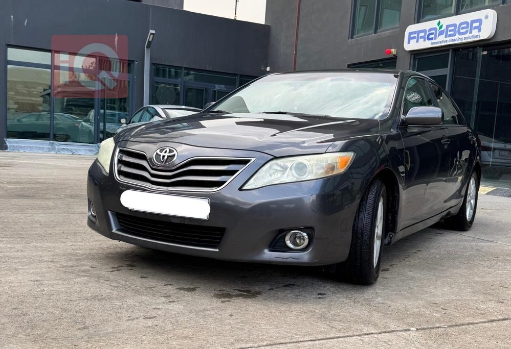 تۆیۆتا کامری